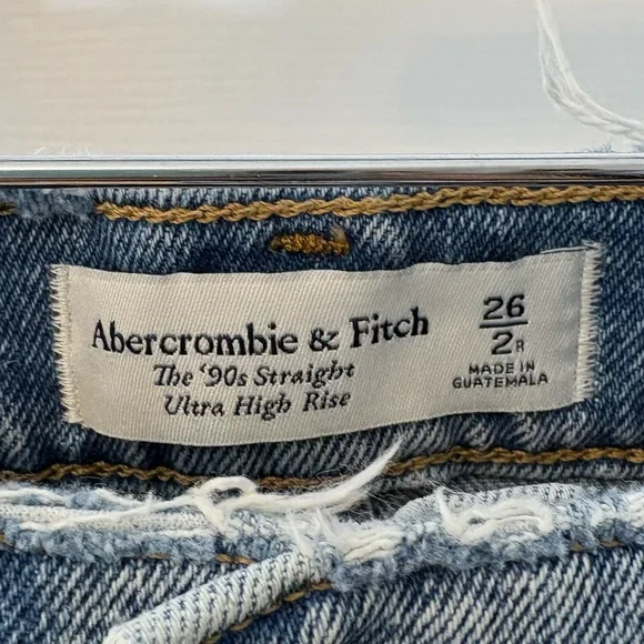 Abercrombie The 90s Straight Ultra High Rise Jeans Distressed Blue Size 26 / 2 - Picture 7 of 11